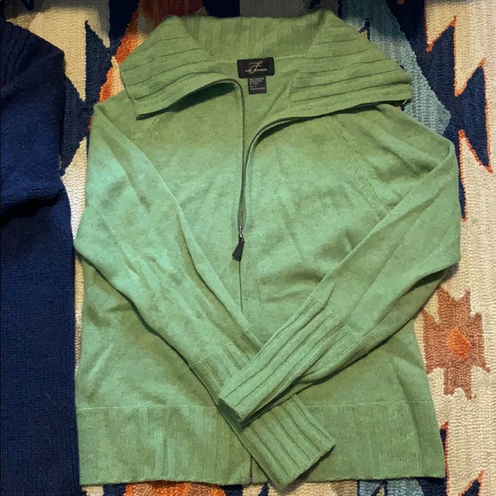 100% cashmere sweater